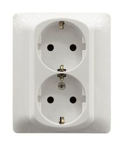 Розетка двухместная GALEA LIFE, скрытый монтаж, с заземлением, белый